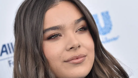 La actriz, modelo y cantante estadounidense Hailee Steinfeld tiene tan solo 24 años y un estilo maravilloso. Foto: BestLife - https://bestlifeonline.com/wp-content/uploads/sites/3/2021/09/Haille-Steinfeld-main-e1631636135446.jpg