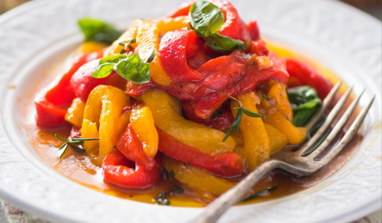 La receta mejora su sabor si se deja reposar varias horas antes de servir.