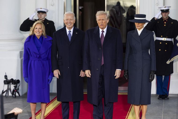 Biden y Trump reunidos en la Casa Blanca Foto: EFE