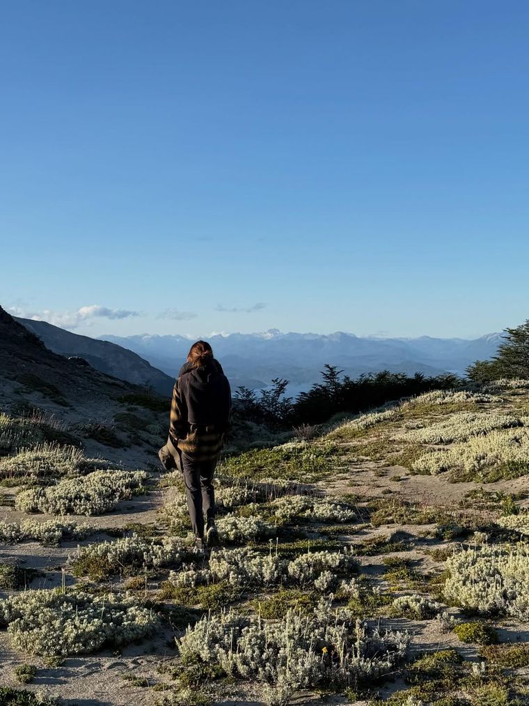 "Qué gratificante es llegar": el mensaje de superación que Juliana publicó al alcanzar la cima del cerro. "Qué gratificante es llegar": el mensaje de superación que Juliana publicó al alcanzar la cima del cerro.