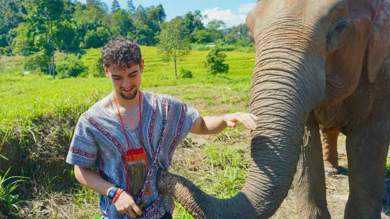 Él es Calum, el protagonista de esta historia viral. Él es Calum, el protagonista de esta historia viral. 
