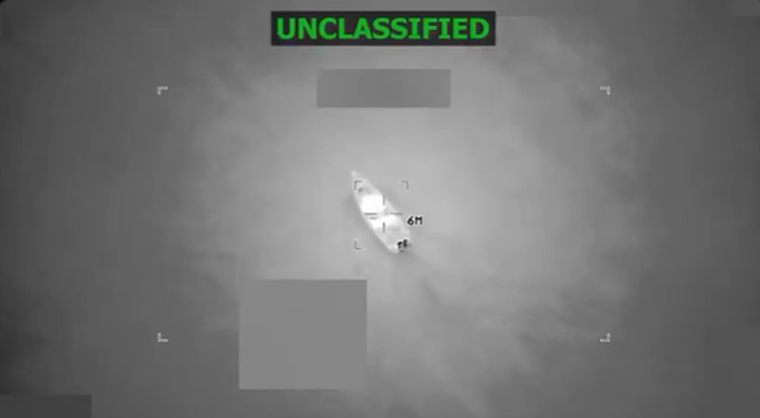 Uno de los ataques de Estados Unidos a barcos, cerca de la costa de Venezuela. Foto Ministerio Defensa EE.UU. Uno de los ataques de Estados Unidos a barcos, cerca de la costa de Venezuela. Foto Ministerio Defensa EE.UU.