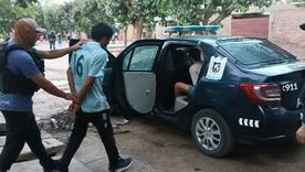 Tres personas fueron detenidas. Tres personas fueron detenidas.