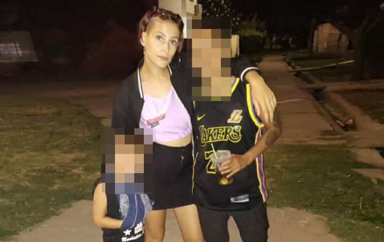 La foto donde se ve al nene con el brazo lastimado Foto: Diario de La Pampa