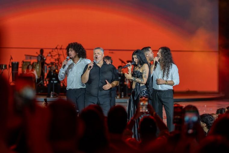 Momento épico: la trapera jujeña entona Momento épico: la trapera jujeña entona