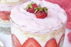 sin azucar: deliciosas copas de fresas y crema ¡en 3 pasos!