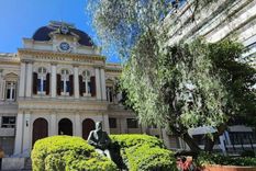 Las autoridades buscan identificar al implicado. 