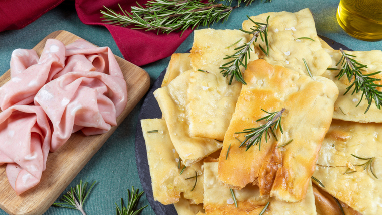 Esta receta de focaccia es originaria de Italia Esta receta de focaccia es originaria de Italia