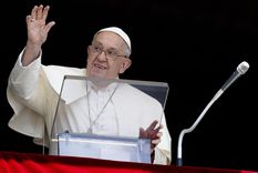 El papa continúa con su fuerte impronta social. Foto: Efe.