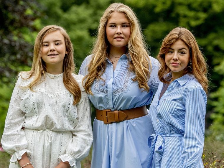 Las niñas permanecieron en Grecia lo que causó indignación.