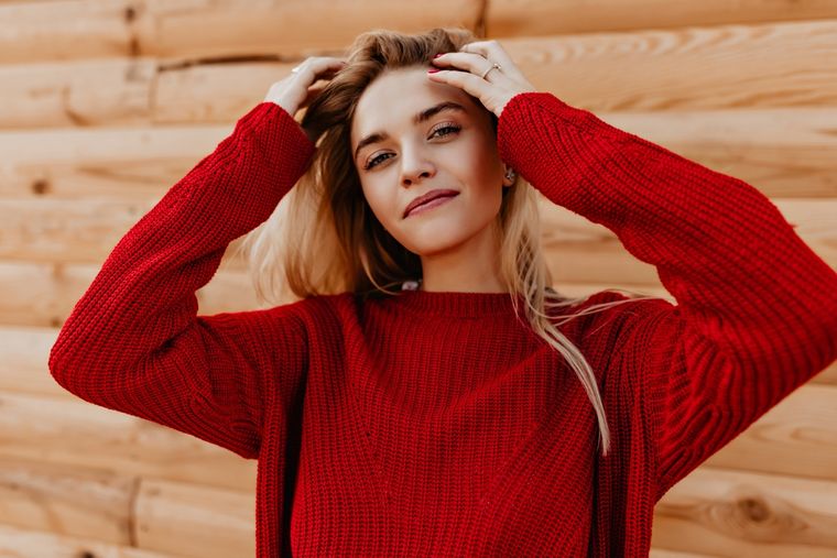 Ellos tienen pensamientos negativos sobre las personas que no conocen Foto: Imagen de lookstudio en Freepik