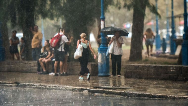 Alertas de nivel amarillo para este martes 11 Foto: Santiago Tagua/MDZ