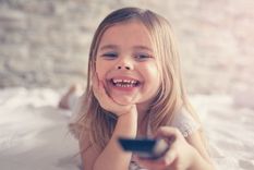 ¿Qué hace que ciertos programas llamen la atención de los niños más que otros?