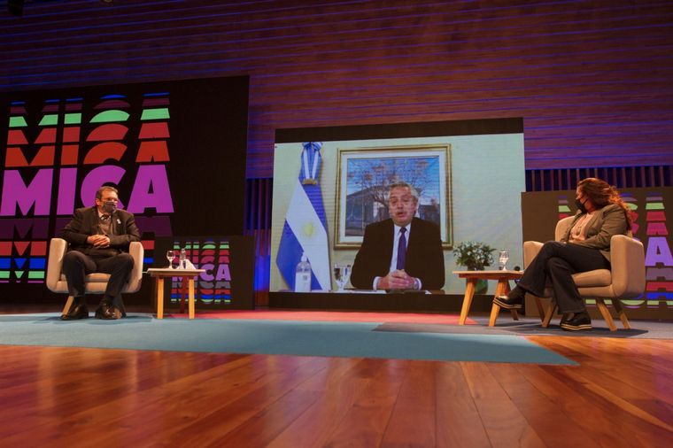 Alberto Fernández durante un encuentro por zoom. La campaña del oficialismo ya inició. Foto: Télam