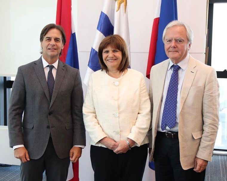 Patricia Bullrich se mostró junto al presidente uruguayo, Luis Lacalle Pou