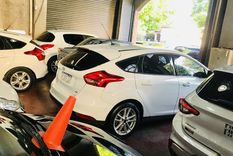 no hay con que darle: 5 de los 10 autos usados mas vendidos son ford