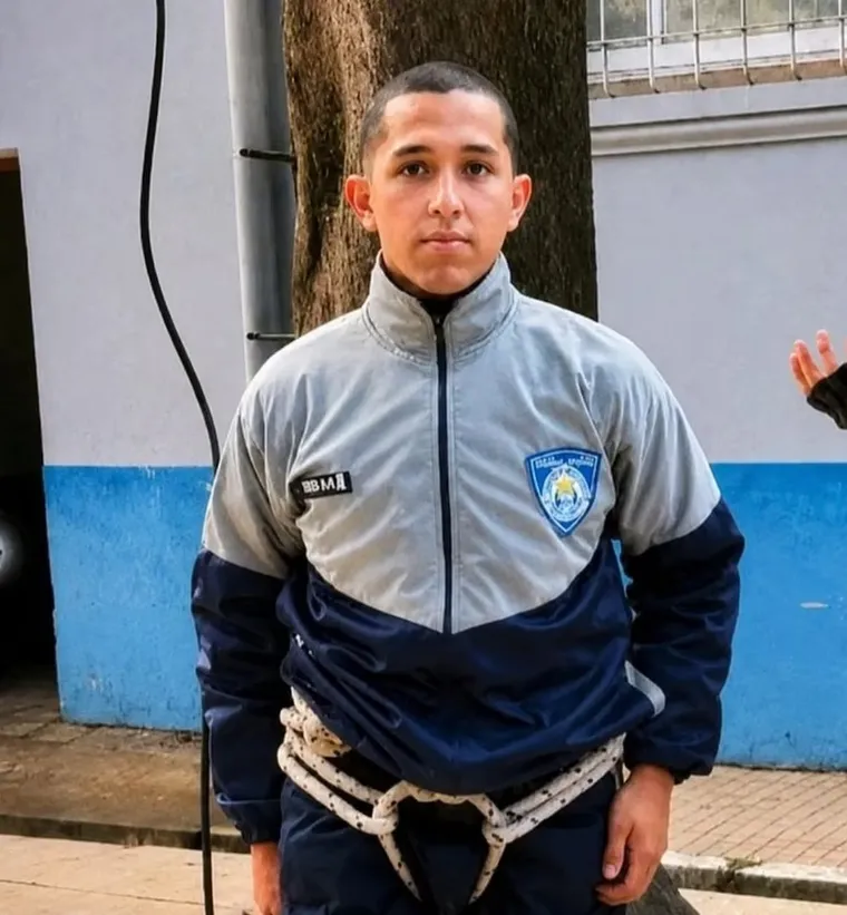 Kevin Rueda, asesinado en un robo de motocicleta Kevin Rueda, asesinado en un robo de motocicleta