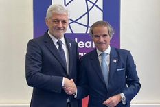 El secretario de Estrategia Nacional, Jorge Antelo, y el titular Organismo Internacional de Energía Atómica, Rafael Grossi. Foto: Argentina.gob.ar