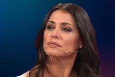 Pamela David y un inesperado accidente con su vestido de fiesta Foto: Captura de video América TV Pamela David y un inesperado accidente con su vestido de fiesta Foto: Captura de video América TV