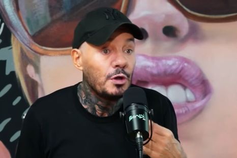 Muy sorprendido. Muy sorprendido.