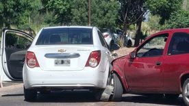 Entre el caos vehicular y la necesidad de pruebas, el debate reaparece en Mendoza. Qué dicen jueces, peritos y seguros sobre mover o no los autos.