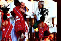 Francisco en Timor Oriental. Foto: EFE Francisco en Timor Oriental. Foto: EFE