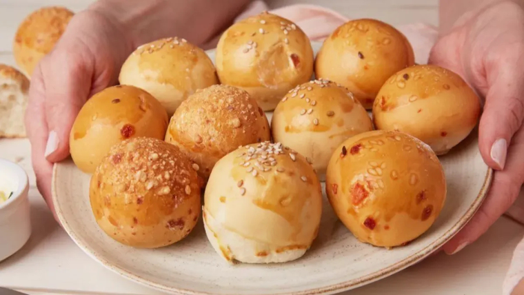 Receta de pancitos saborizados de salame: fáciles, rápidos y adictivos