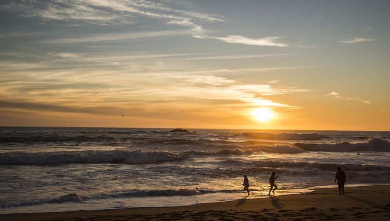 La playa Acapulco es una de las playas más populares de Viña del Mar. Foto: SERNATUR
