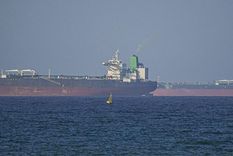 Teherán anunció que libera el estrecho de Ormuz.