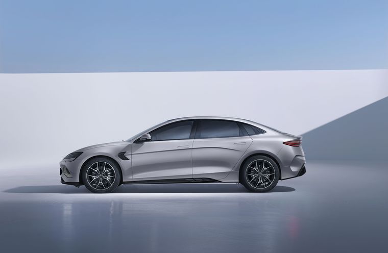 BYD lanza el nuevo sedán SEAL del año modelo 2026