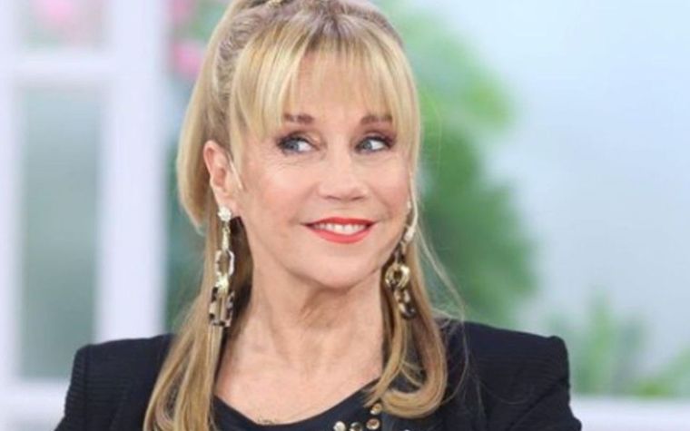 Indiscreta A Marcela se le van los ojos cada vez que se cruza con un hombre.