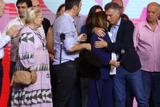 Mauricio Macri abraza a Patricia Bullrich Foto: Pedro Ramos / MDZ
