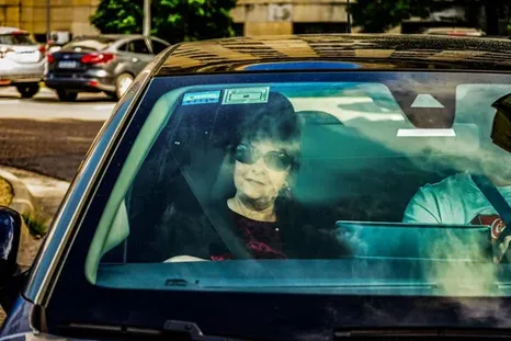 Graciela Molina de Cancio en Comodoro Py. Graciela Molina de Cancio en Comodoro Py.