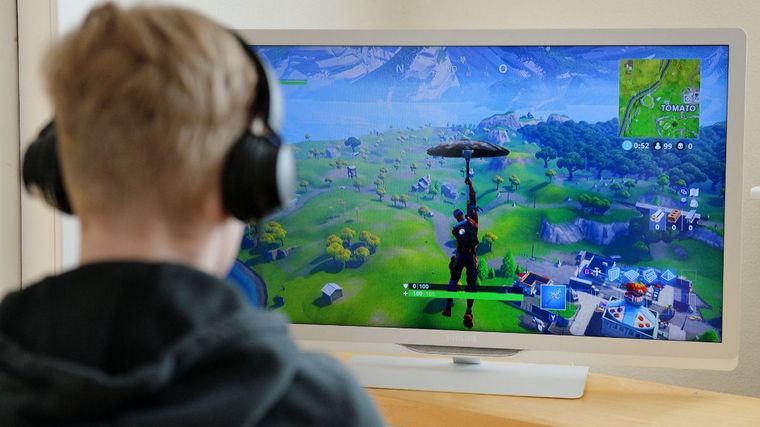 El videojuego genera adicción, sobre todo, en menores de edad. Foto: AllHipHop.