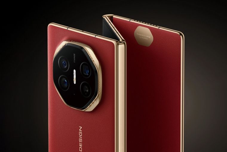 El Mate XT Ultimate Design de Huawei permite ejecutar tres apps simultáneas gracias a su pantalla OLED de 10.2 pulgadas. El Mate XT Ultimate Design de Huawei permite ejecutar tres apps simultáneas gracias a su pantalla OLED de 10.2 pulgadas.