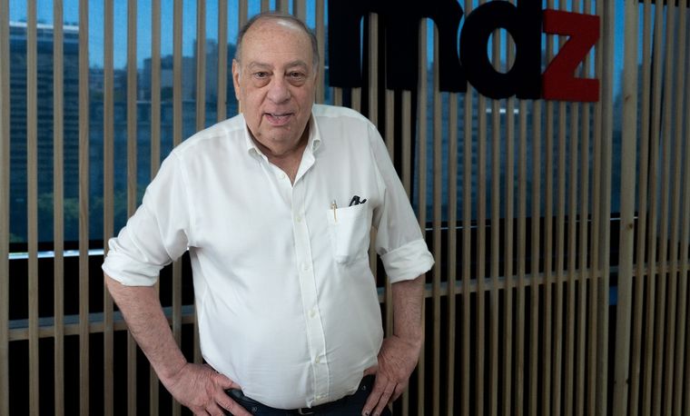 El economista Roberto Cachanovsky fue duro con la política económica del Gobierno y dijo que el dólar debe tener el precio que le asigne el mercado. Foto: Agustín Tubio / MDZ