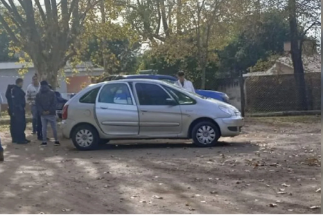 El auto del remisero Foto: NA