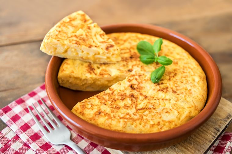 Irresistible tortilla española fácil: receta clásica en pocos pasos.