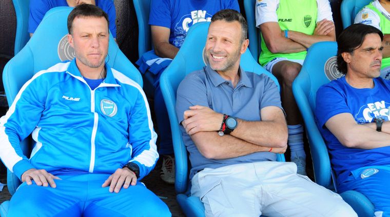Walter Ribonetto dejó de ser el entrenador de Godoy Cruz. 