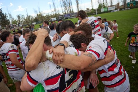 Marista RC festeja la clasificación a la final. Marista RC festeja la clasificación a la final.