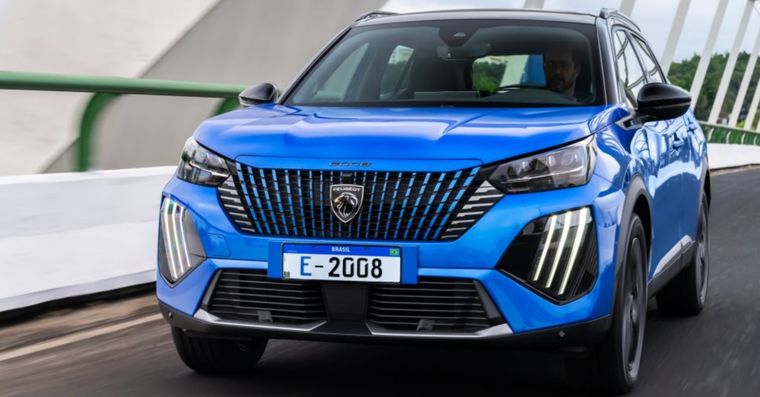 Peugeot E-2008 Foto: Stellantis Peugeot E-2008 Foto: Stellantis