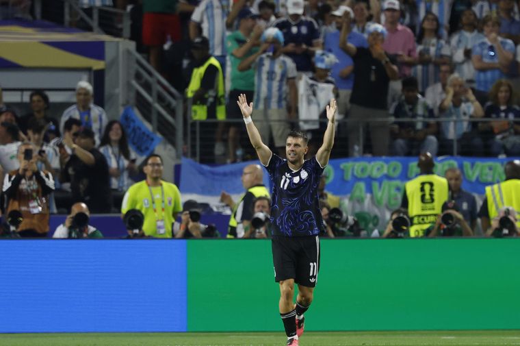 Giovanni Lo Celso ya convirtió el 1-0 con un estupendo tiro libre y Argentina le gana a Jordania.&nbsp;