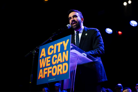 Zohran Mamdani, el joven socialista y musulmán que desembarcó en la alcadía de Nueva York. Zohran Mamdani, el joven socialista y musulmán que desembarcó en la alcadía de Nueva York.