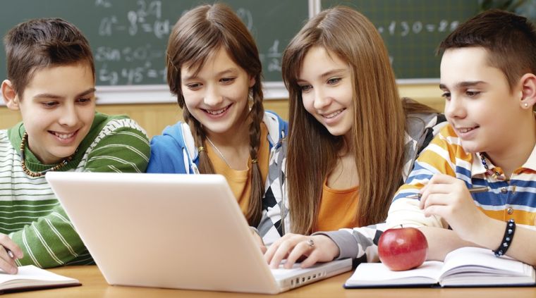 Con un adolescente, todo es más silencioso. Hay cara de nada, auriculares, monosílabos. Con un adolescente, todo es más silencioso. Hay cara de nada, auriculares, monosílabos.