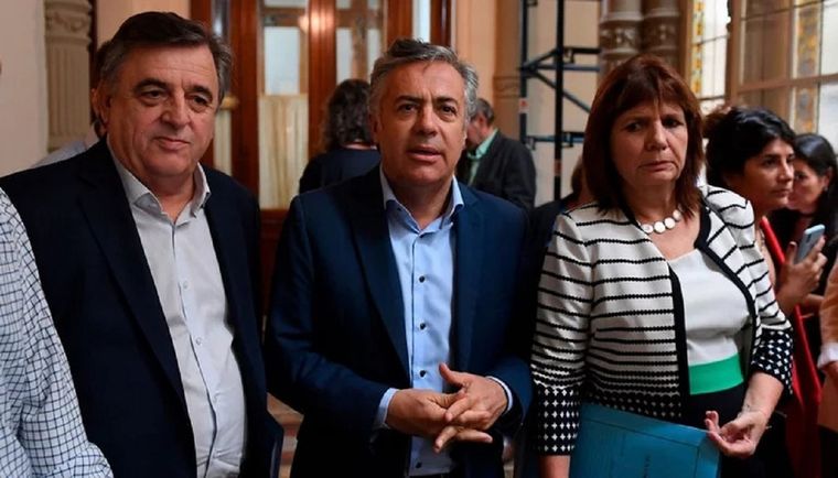 Mario Negri, Alfredo Cornejo y Patricia Bullrich.