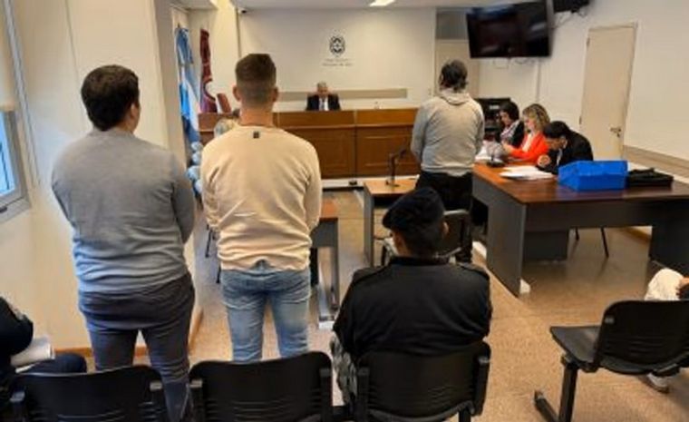 Una mujer que declaró como testigo en el juicio por el  femicidio de María José Cabrera fue detenida este viernes en  Salta acusada de falso testimonio﻿