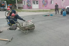 Los trabajadores que murieron dentro de la cloaca tenían 24 y 27 años. Foto: Noticias argentinas Los trabajadores que murieron dentro de la cloaca tenían 24 y 27 años. Foto: Noticias argentinas