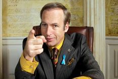 como sigue la salud de bob odenkirk tras sufrir un ataque al corazon