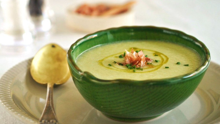 Una receta fácil: gazpacho de melón para que no estés horas en la cocina.