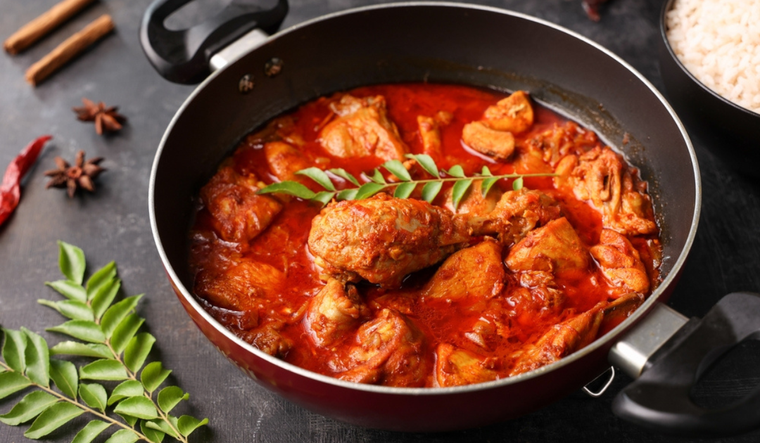 Picante de pollo: sabor peruano en cada bocado Foto: Shutterstock